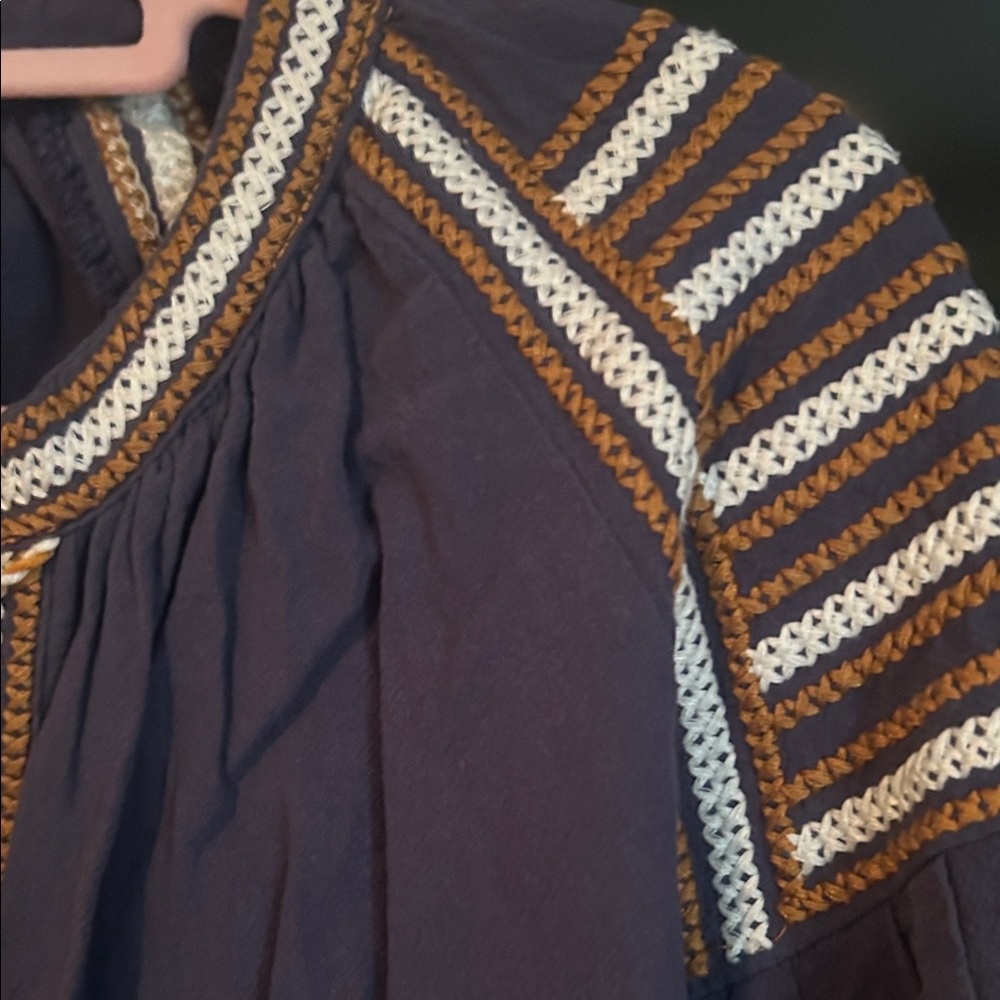 Bohemian Embroidered Women's Top - Navy and Cream with snap closure and two ties - Picture 6 of 10